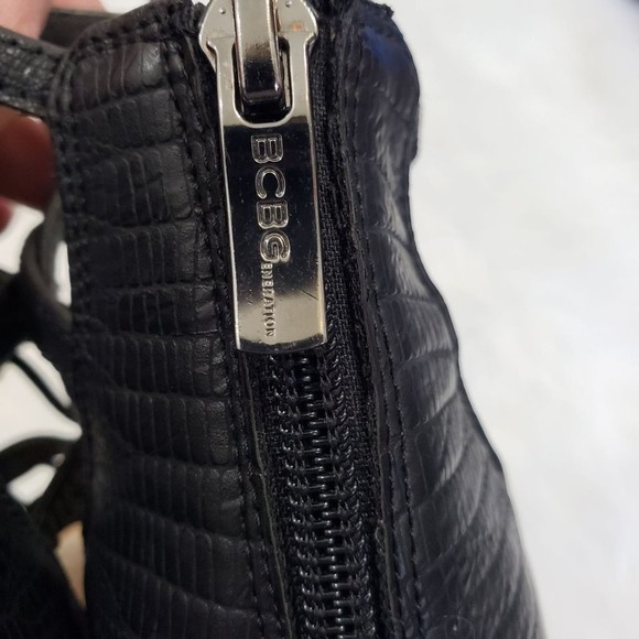 BCBG Generation black Back Zip Strappy Gladiator Sandal woman's size 8 - Picture 7 of 8